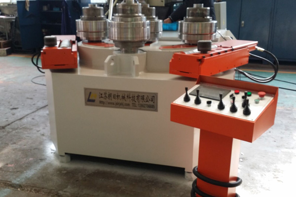 【敲黑板】 還不了解四輥型材彎曲機嗎？